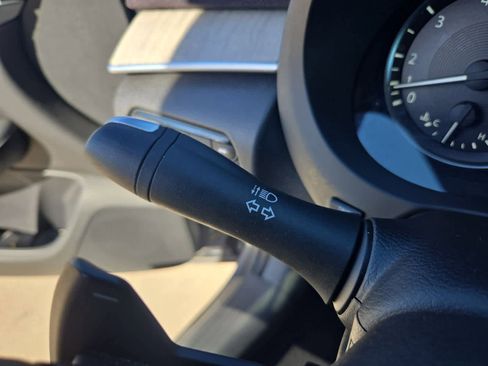 Used 2019 INFINITI QX50 Essential w/ Sensory Package image 28