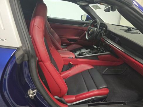 Used 2024 Porsche 911 Targa 4S image 6