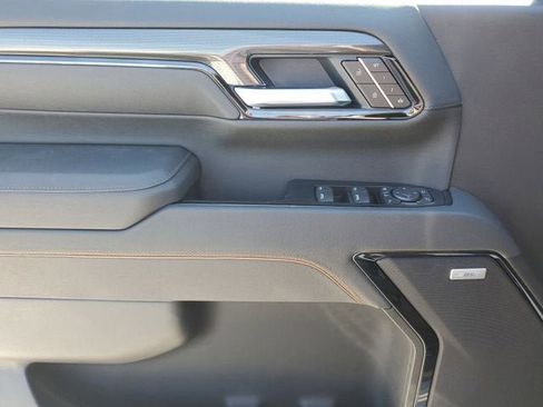 New 2026 GMC Sierra 2500 AT4 image 18