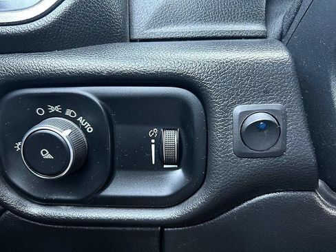Used 2021 RAM 2500 Tradesman AWD/4WD image 17