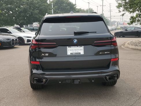 New 2026 BMW X5 xDrive50e w/ Executive Package AWD/4WD image 4