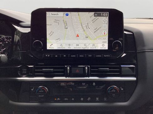 New 2025 Nissan Pathfinder SL w/ Black Appearance Package image 17