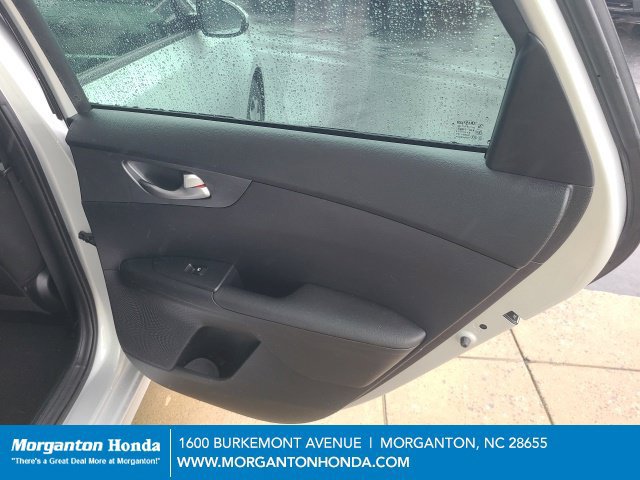 Used 2020 Kia Forte LXS FWD image 16