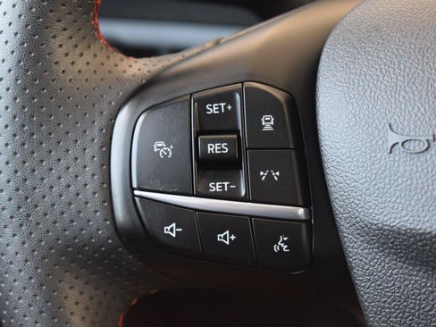 Used 2023 Ford Escape ST-Line Select w/ Tech Pack #2 AWD/4WD image 6