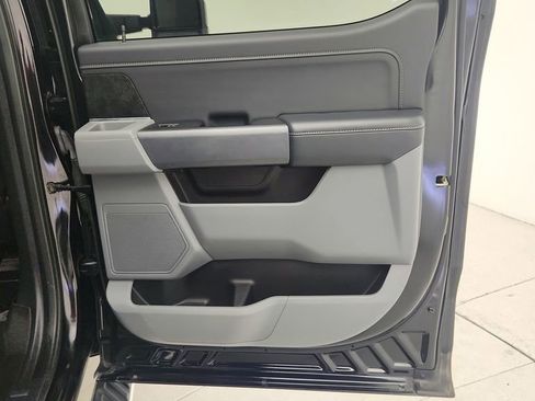 Used 2022 Ford F150 XLT w/ Equipment Group 302A High image 35