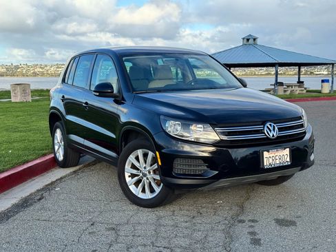 Used 2014 Volkswagen Tiguan SE image 7