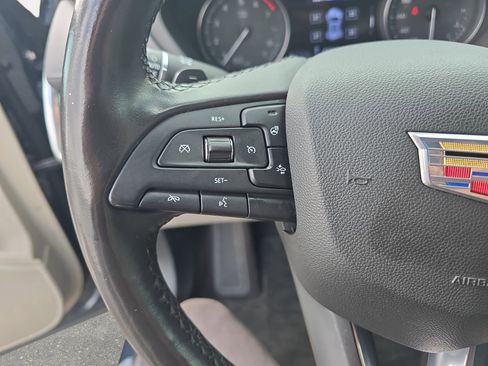 Used 2019 Cadillac XT4 Premium Luxury image 17