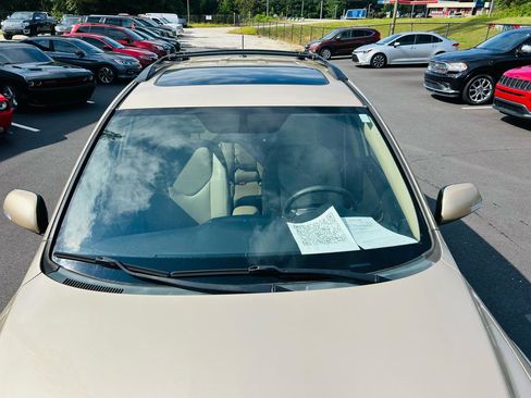 Used 2011 Toyota RAV4 Limited w/ Limited Extra Value Pkg FWD image 9