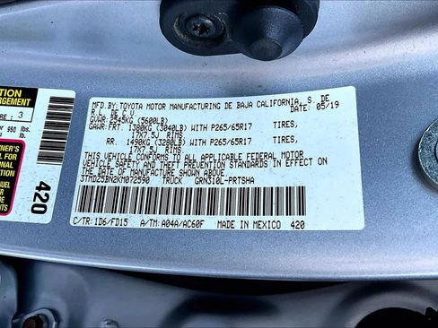 Used 2019 Toyota Tacoma TRD Sport image 32