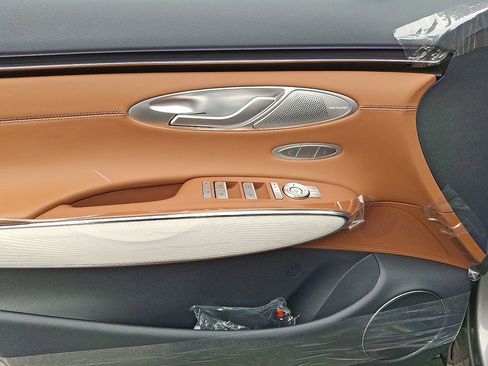 New 2026 Genesis GV70 2.5T Advanced AWD/4WD image 8