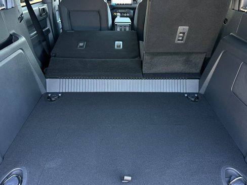 New 2026 Ford Bronco Big Bend AWD/4WD image 14