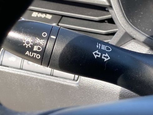 Used 2024 Nissan Altima 2.5 SV image 15