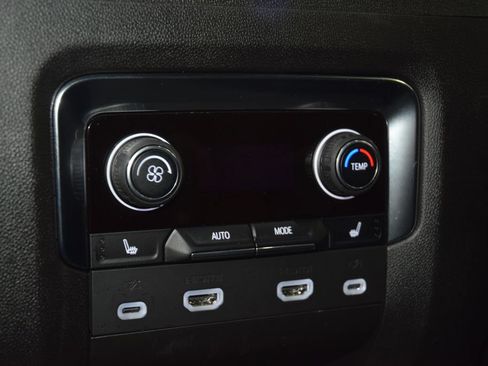 Used 2023 Chevrolet Tahoe Premier w/ Advanced Technology Package AWD/4WD image 43