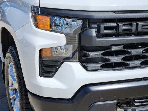 Used 2024 Chevrolet Silverado 1500 W/T w/ WT Value Package AWD/4WD image 9