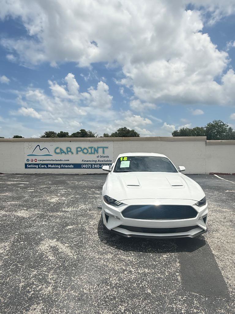 Used 2018 Ford Mustang Premium RWD image 18
