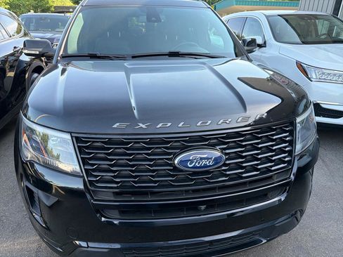 Used 2018 Ford Explorer Sport w/ Equipment Group 401A AWD/4WD image 4