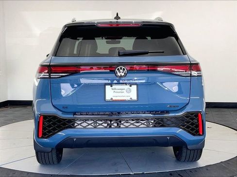 New 2026 Volkswagen Tiguan SE R-Line AWD/4WD image 14