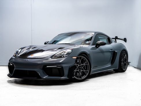 Used 2024 Porsche 718 Cayman GT4 RS RWD image 2