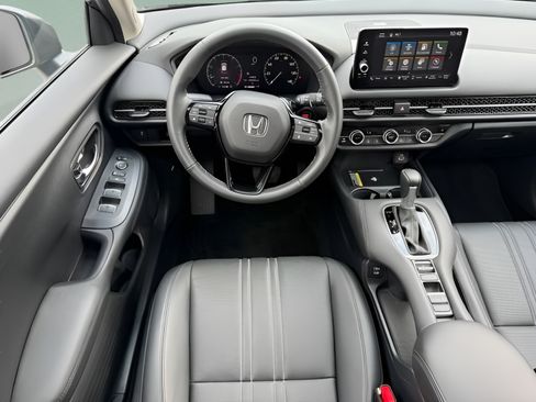 Certified 2024 Honda HR-V EX-L image 11