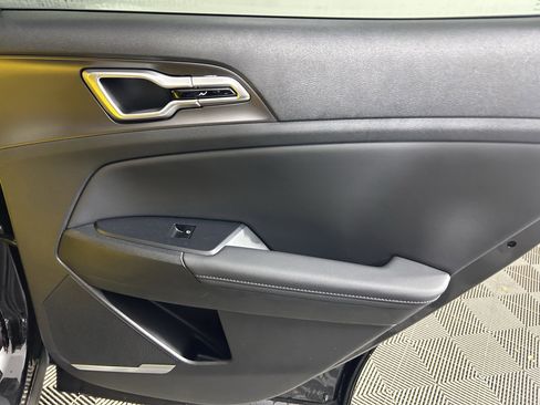 New 2026 Kia Sportage EX w/ EX Panorama Roof Package image 55
