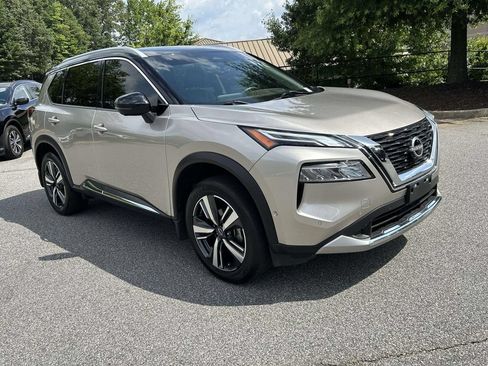 Used 2023 Nissan Rogue Platinum w/ Platinum Premium Package FWD image 7