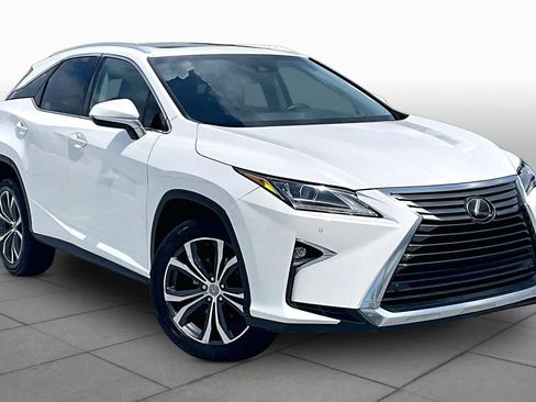 Used 2017 Lexus RX 350 FWD w/ Premium Package image 3