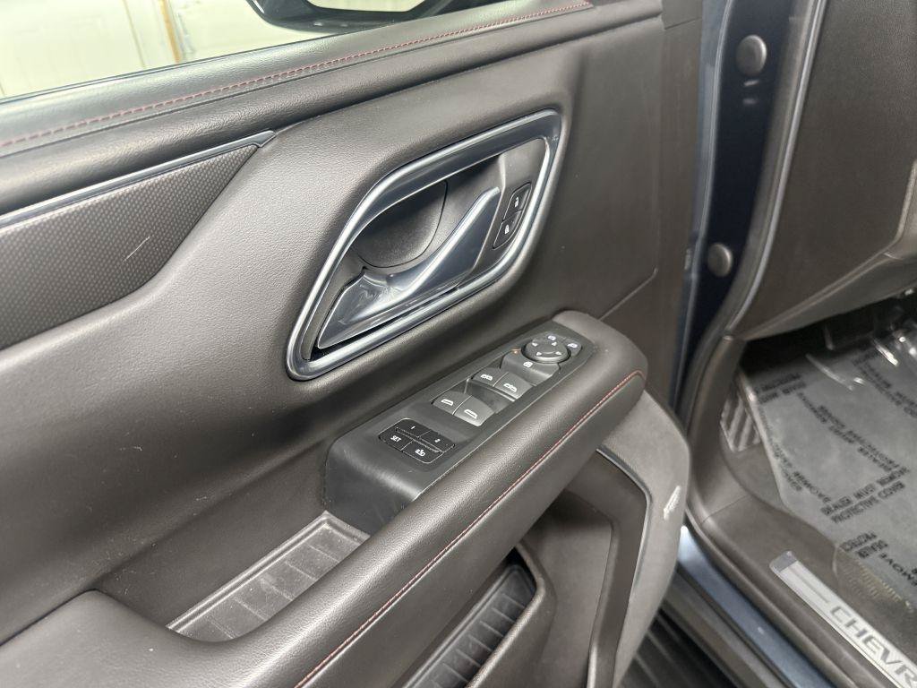 Used 2021 Chevrolet Suburban RST AWD/4WD image 22