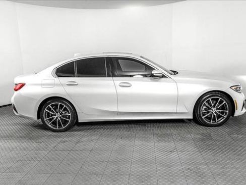 Used 2020 BMW 330i Sedan w/ Convenience Package image 9