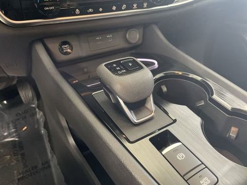 Certified 2024 Nissan Rogue SL image 30