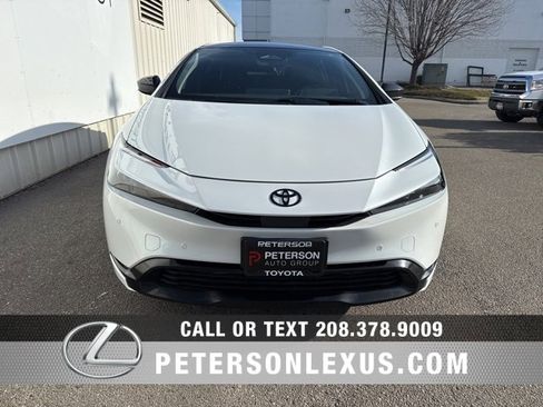 Used 2025 Toyota Prius AWD image 8