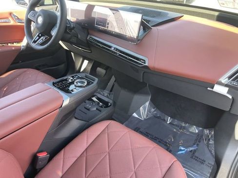 New 2025 BMW iX M60 image 12