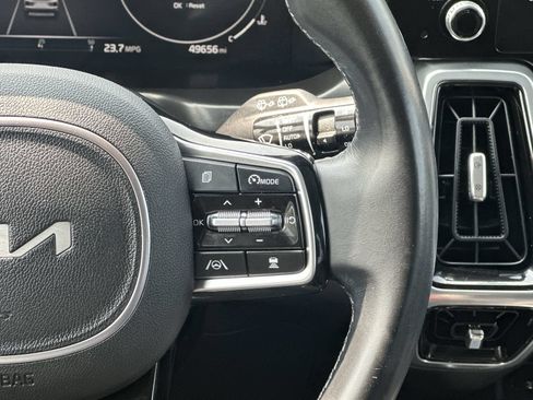 Used 2023 Kia Sorento SX FWD image 21