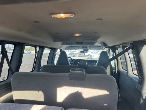 Used 2019 Chevrolet Express 3500 LT w/ LT Preferred Equipment Group image 10