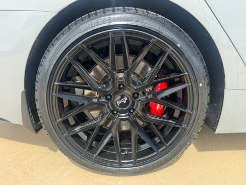 Used 2022 Kia Stinger GT2 w/ Red Interior Color Package RWD image 21