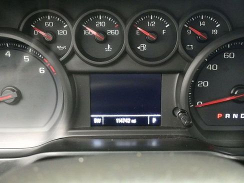 Used 2019 Chevrolet Silverado 1500 Custom Trail Boss w/ Custom Convenience Package image 18