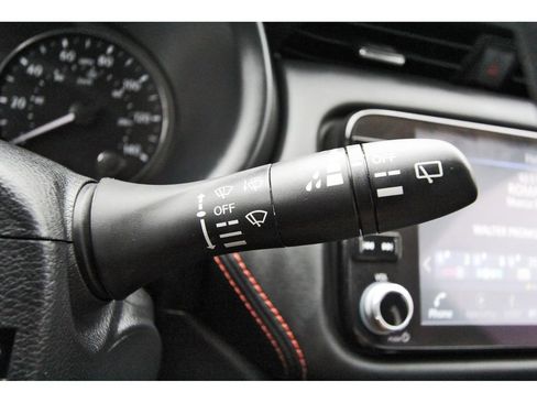 Used 2024 Nissan Kicks SR w/ SR Premium Package FWD image 18