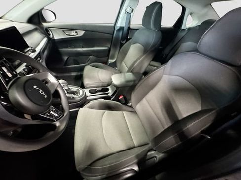 Used 2023 Kia Forte LXS FWD image 20