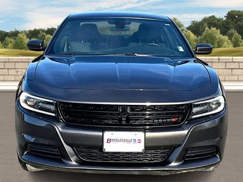 Used 2019 Dodge Charger SXT image 3