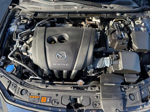 Used 2022 MAZDA MAZDA3 s image 17