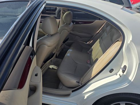 Used 2004 Lexus ES 330 FWD image 20