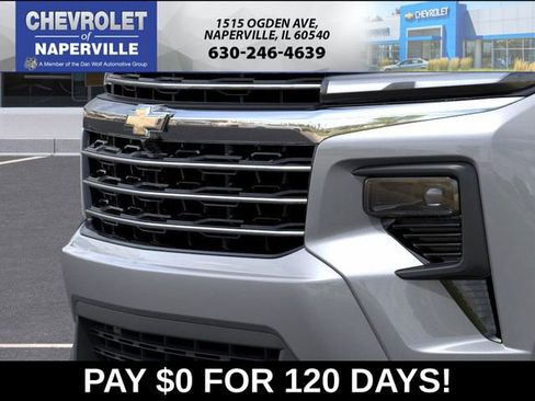 New 2026 Chevrolet Traverse LT image 13