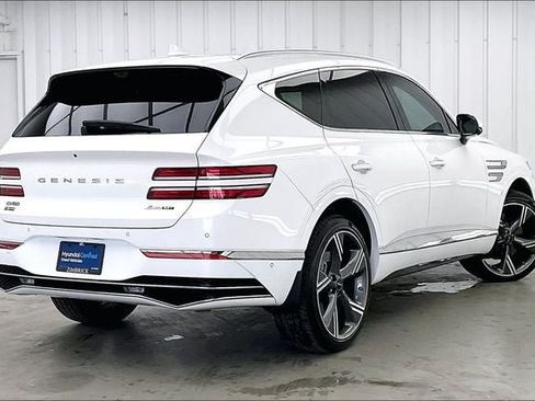 Used 2025 Genesis GV80 3.5T Prestige AWD/4WD image 12