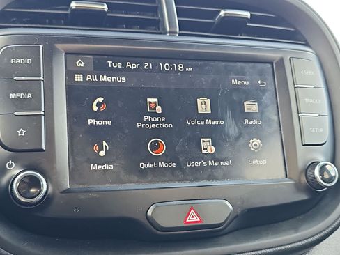 Used 2023 Kia Soul LX w/ LX Technology Package FWD image 21