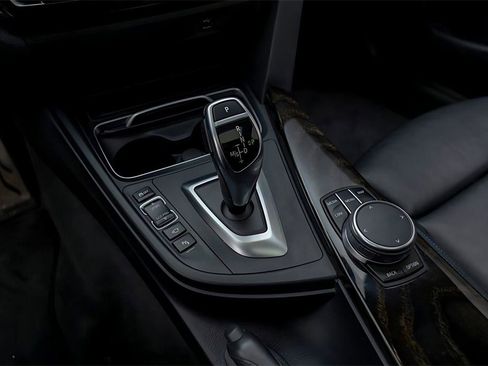 Used 2019 BMW 440i xDrive Coupe w/ M Sport Package image 35