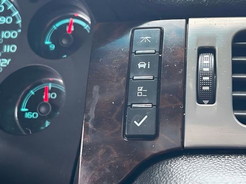 Used 2014 GMC Yukon Denali image 40