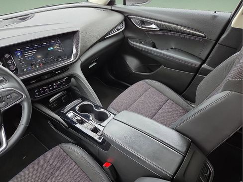 Used 2023 Buick Envision Preferred image 11