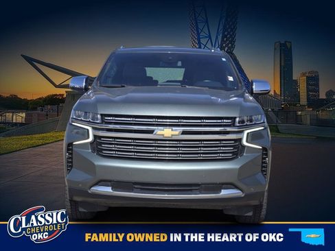 Used 2023 Chevrolet Tahoe Premier image 2