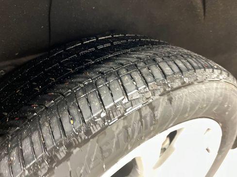 Certified 2024 GMC Yukon XL Denali image 10