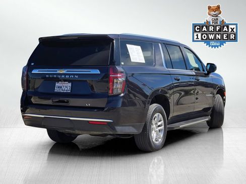 Used 2024 Chevrolet Suburban LT AWD/4WD image 4
