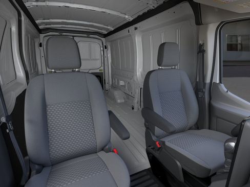 New 2026 Ford Transit 250 148 Medium Roof RWD image 10